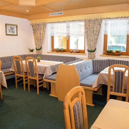 Apart Garni Wiesenhof Guest house *