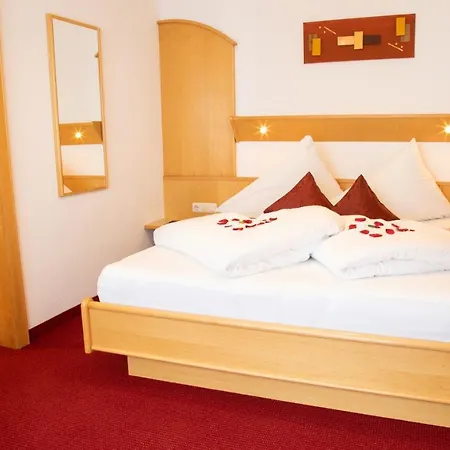 Apart Garni Wiesenhof Guest house Kappl (Landeck)