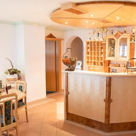 Apart Garni Wiesenhof Guest house *