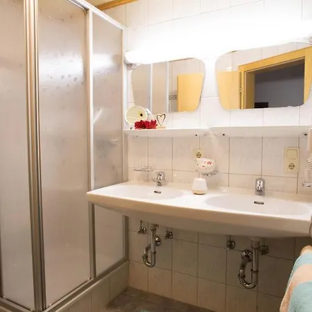 Penzion Garni Wiesenhof 4*