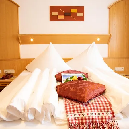 Garni Wiesenhof 4* Kappl (Landeck)